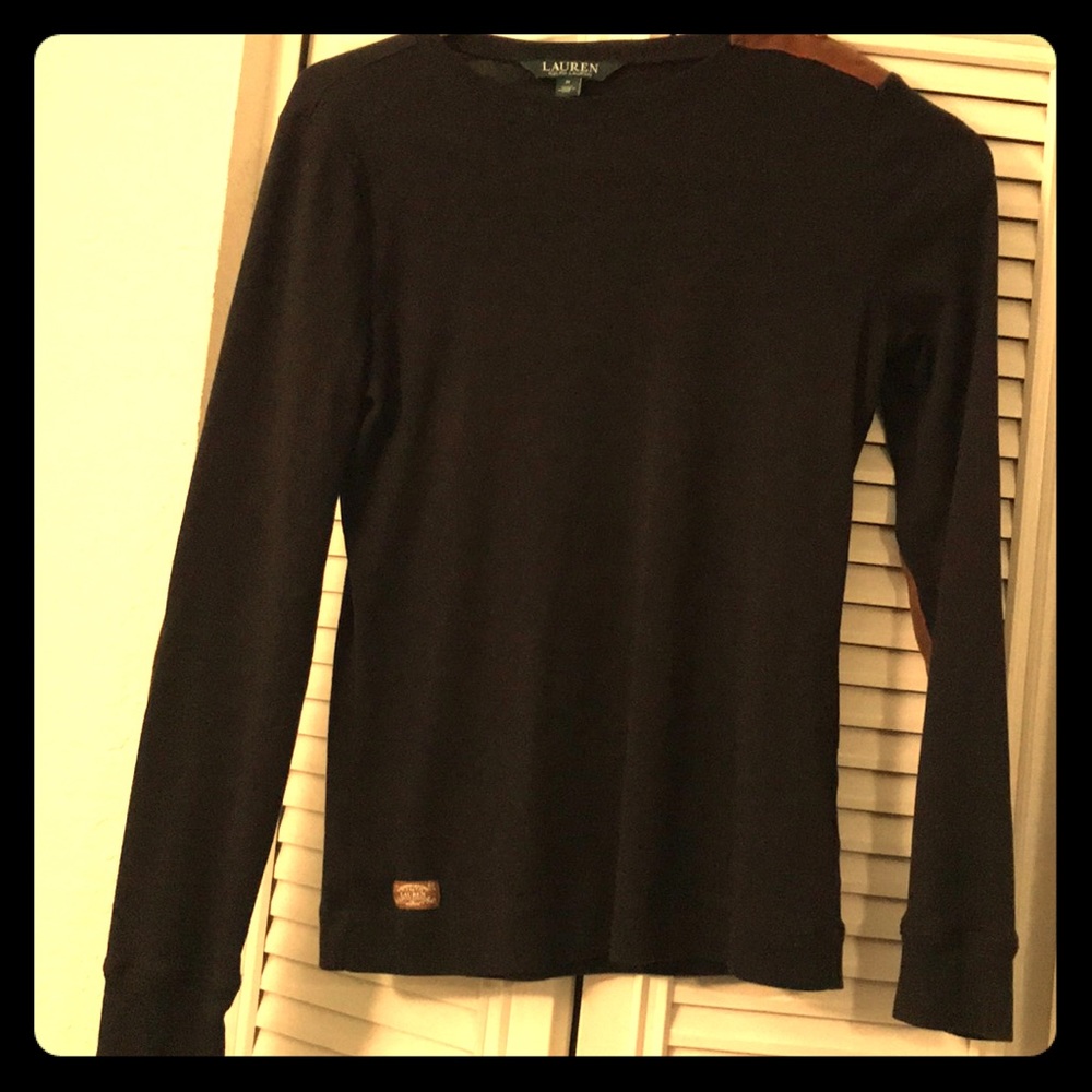 Black long sleeved shirt with brown Swede accents